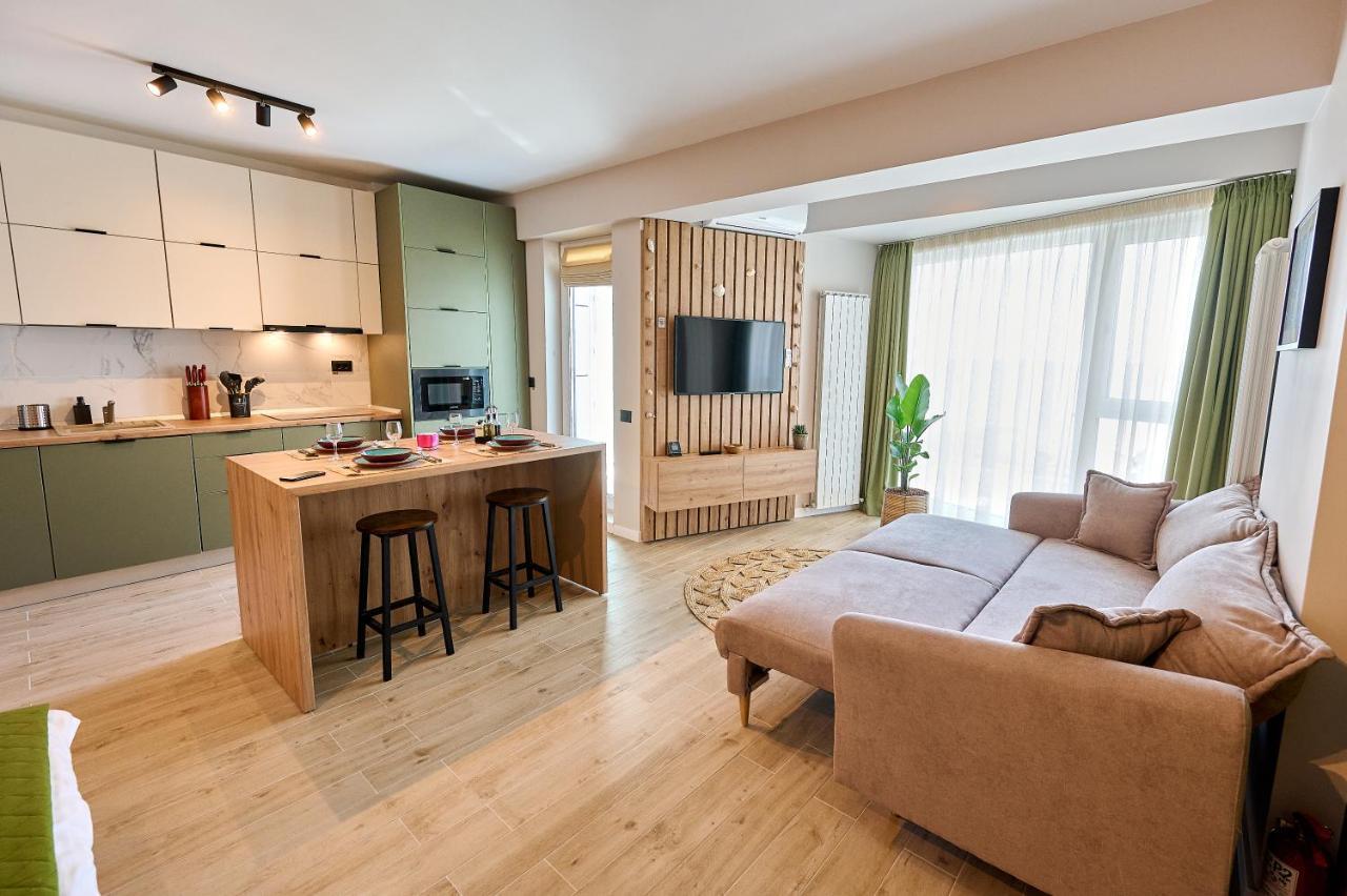 Studio Cornelia Seaview Spa&Pool In Infinity Beach Resort Mamaia Exteriör bild