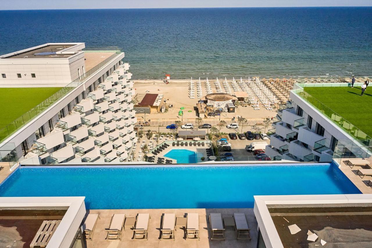 Studio Cornelia Seaview Spa&Pool In Infinity Beach Resort Mamaia Exteriör bild